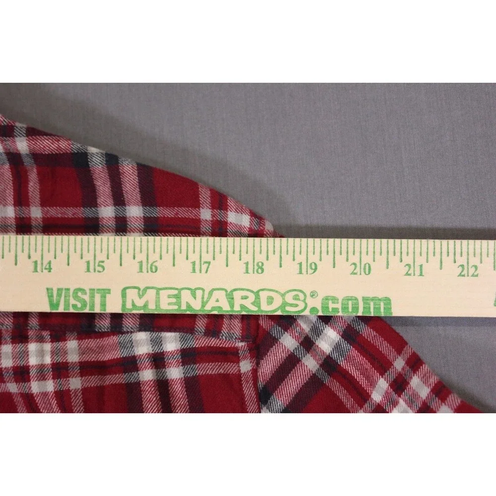 Chaps Men Performance Flannel Shirt Size Medium  Plaid  Button Down - Picture 4 of 10